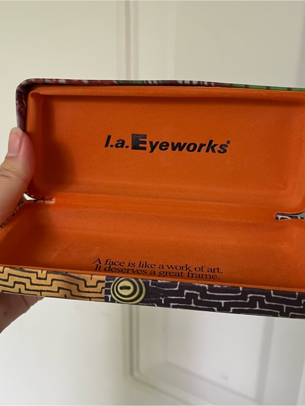 LA Eyeworks Designer Sunglasses Case! - Picture 5 of 7